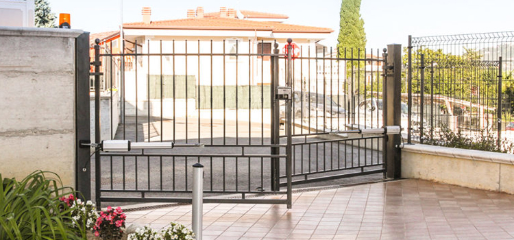 best swing gate repair in Redondo Beach